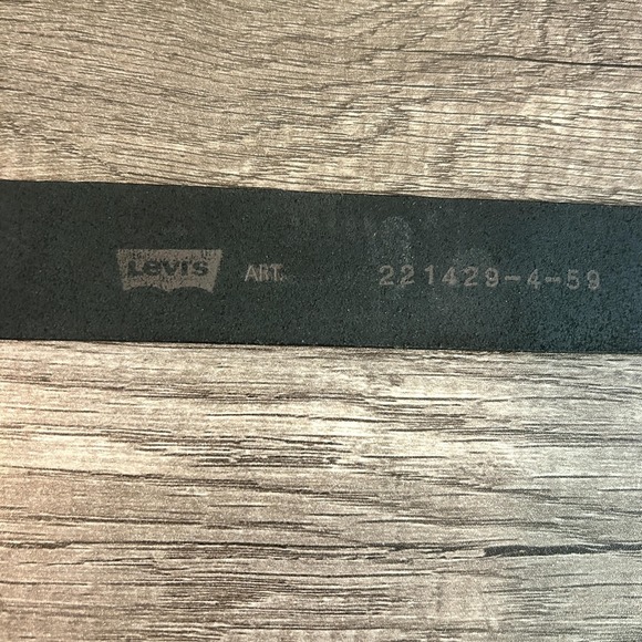 Levis Belt Mens 80/90 Black Full Grain Buffalo Leather Gold Round Buckle Classic - Picture 4 of 8